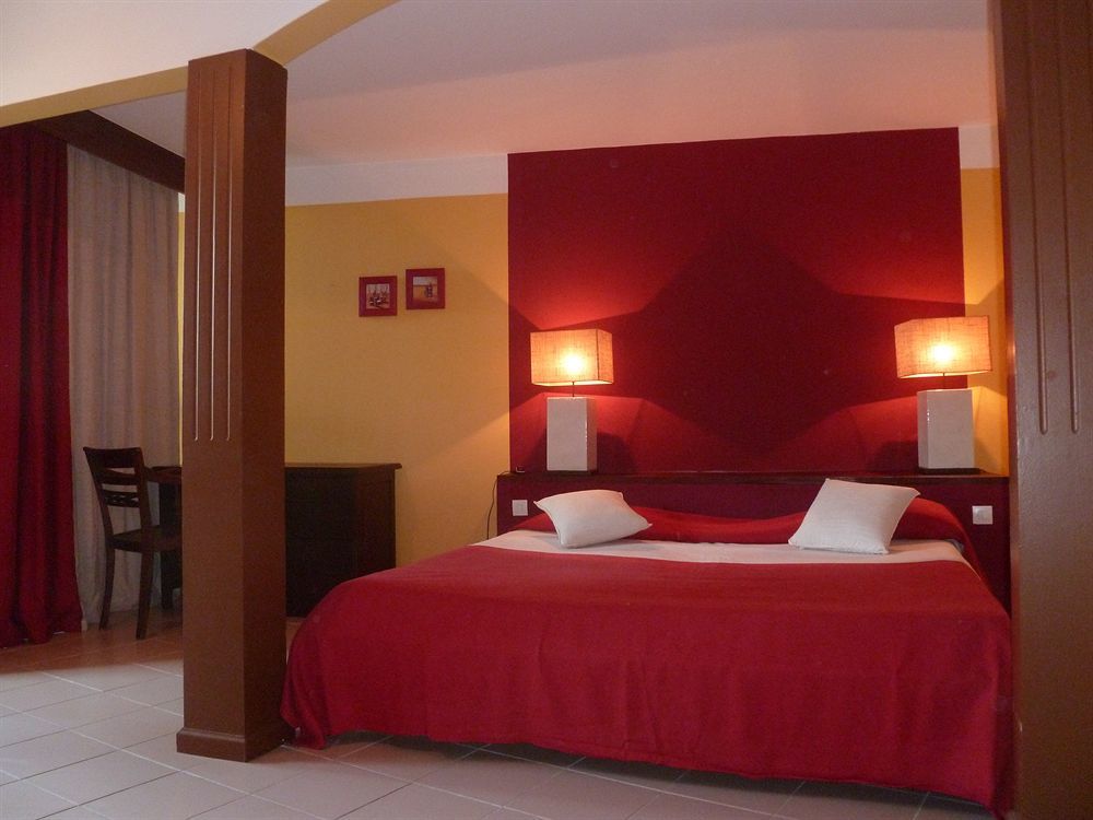 Le Grand Hotel Des Mascareignes Saint-Paul Экстерьер фото
